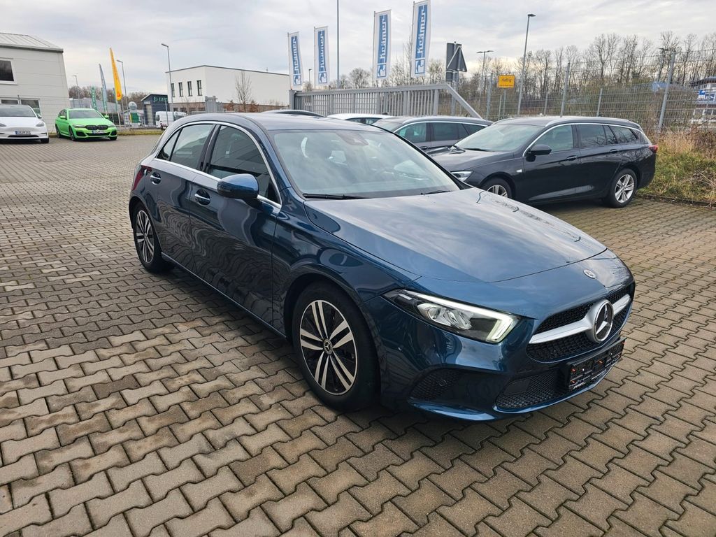 Mercedes-Benz A 180 2022