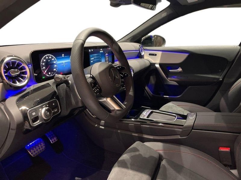 Mercedes-Benz A 180 2026