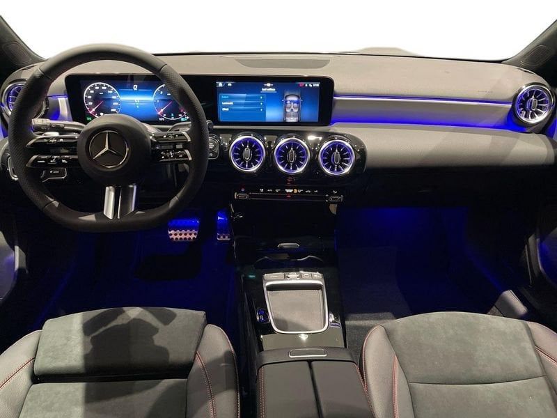 Mercedes-Benz A 180 2026