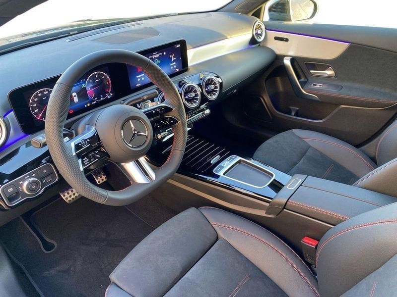 Mercedes-Benz A 180 2026