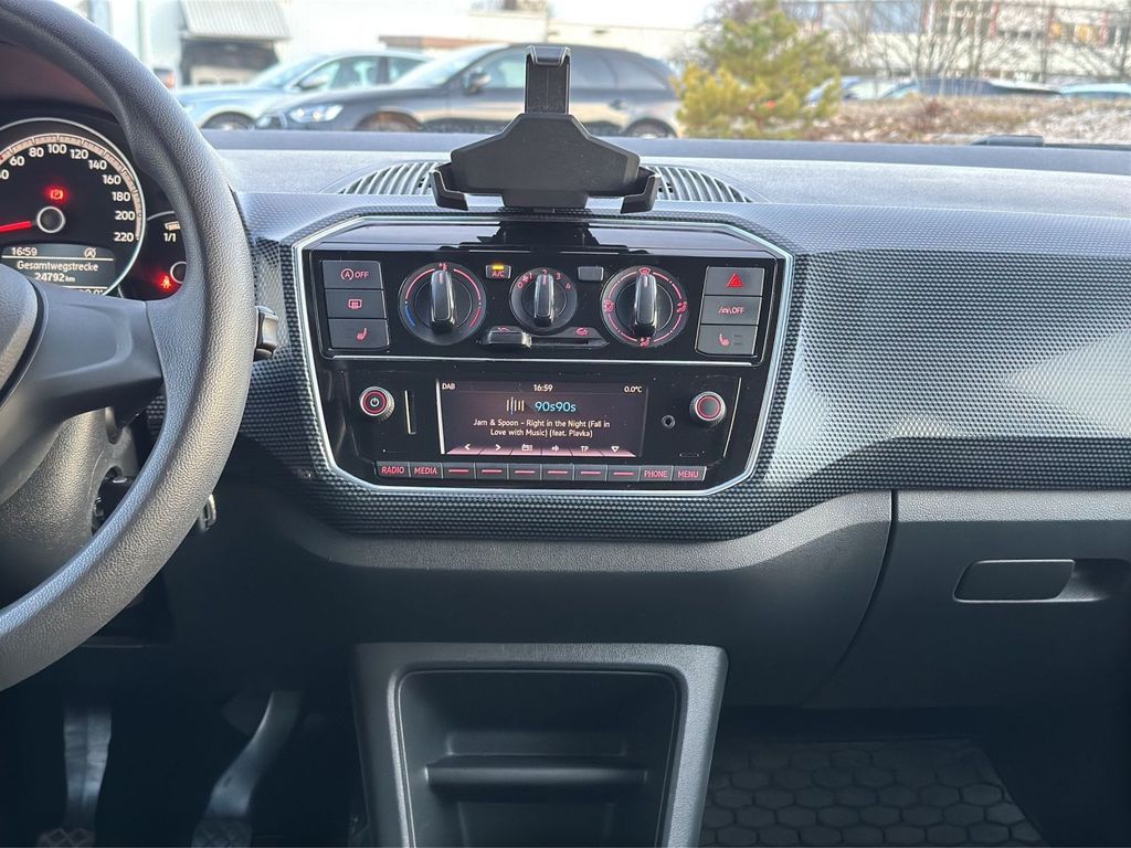 Volkswagen up! 2023