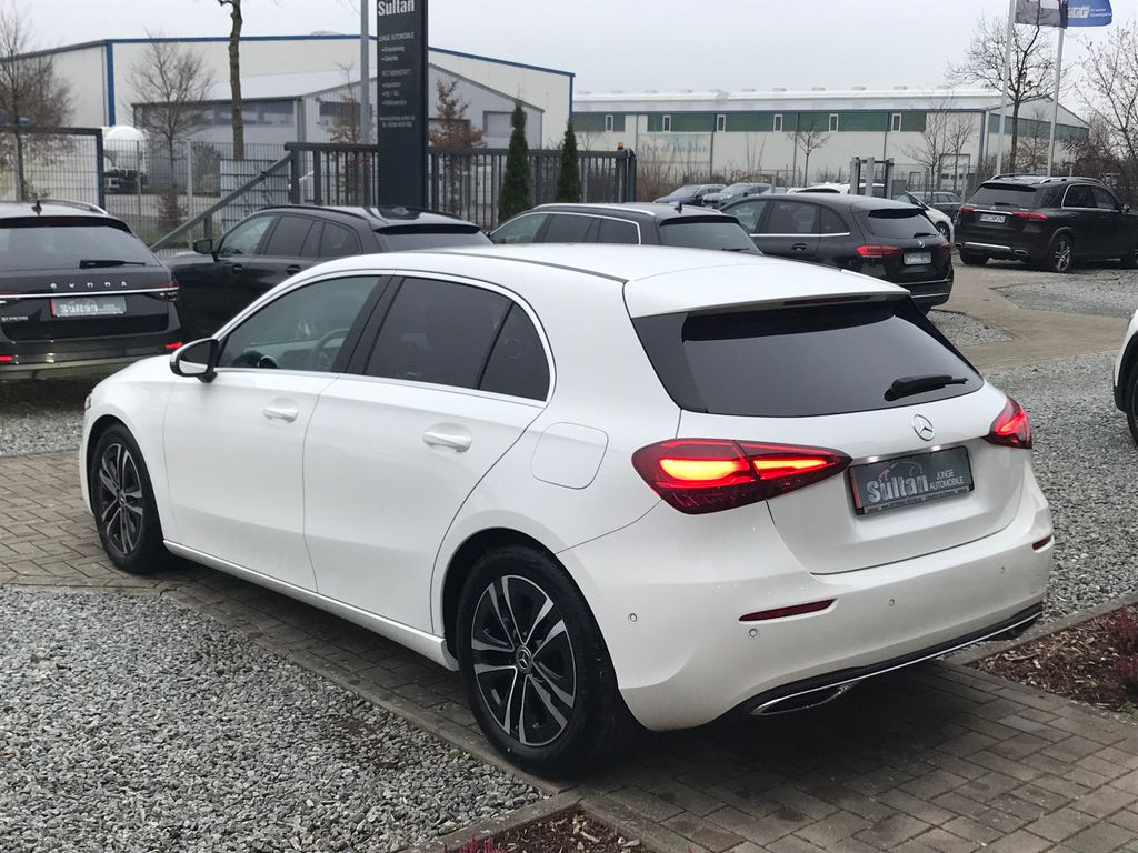 Mercedes-Benz A 180 2023