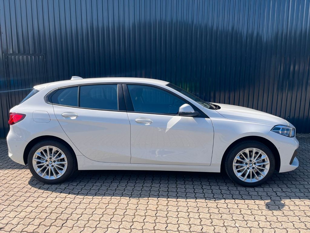 BMW 116 2024