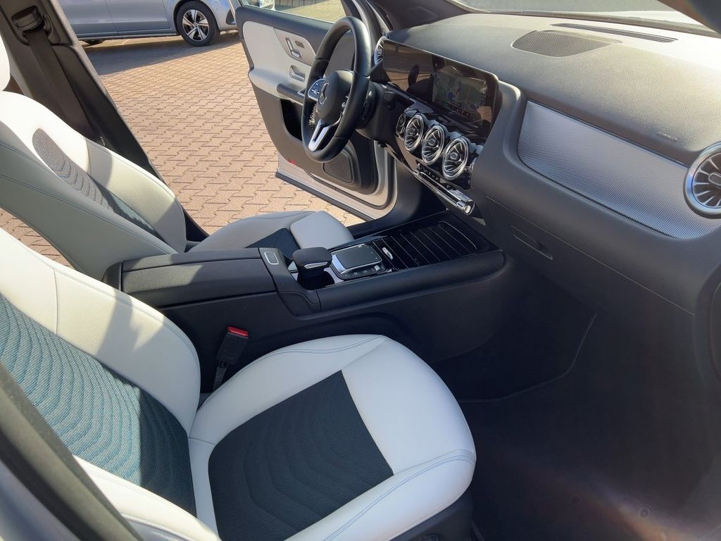 Mercedes-Benz GLA 250 2022