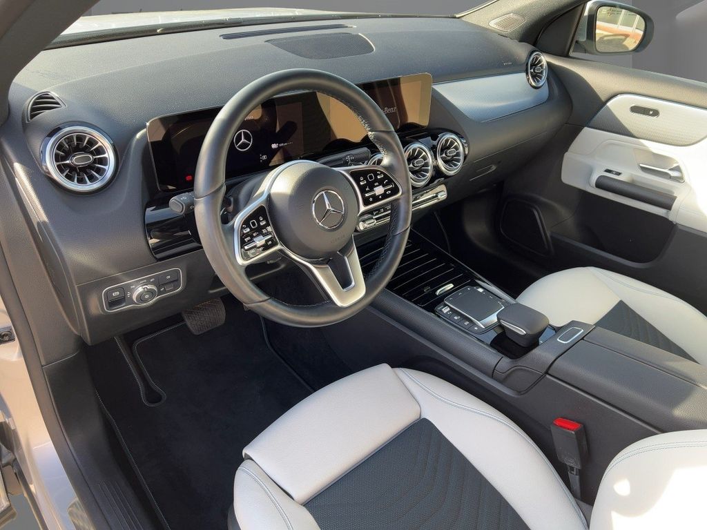 Mercedes-Benz GLA 250 2022