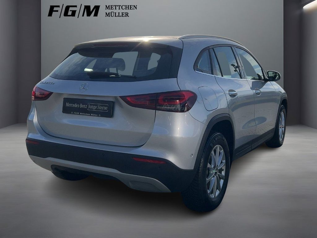 Mercedes-Benz GLA 250 2022