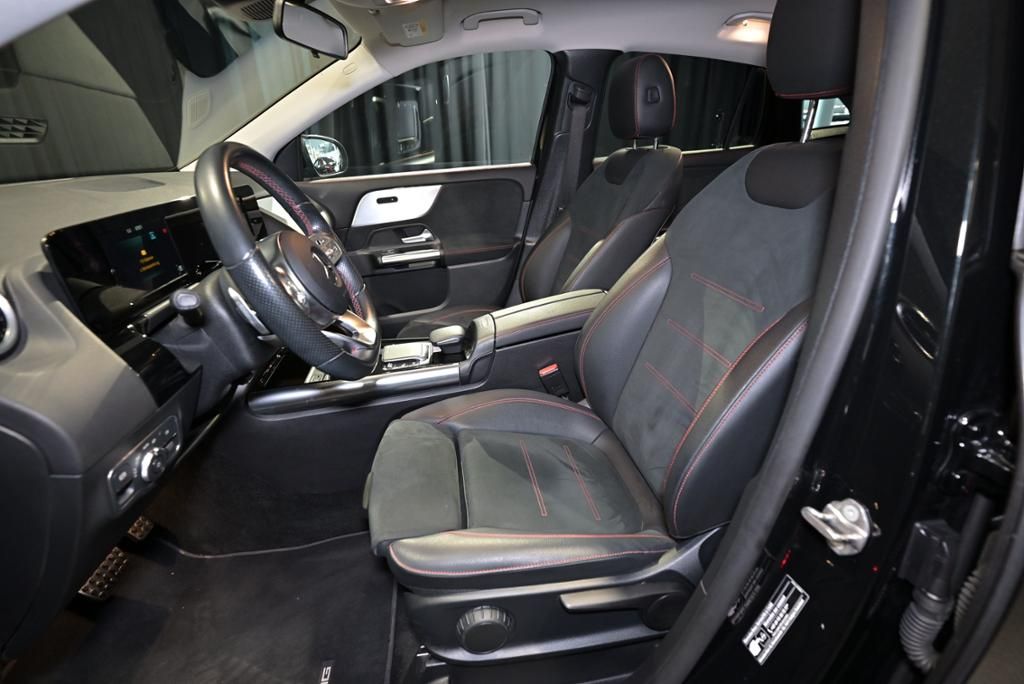 Mercedes-Benz GLA 200 2022