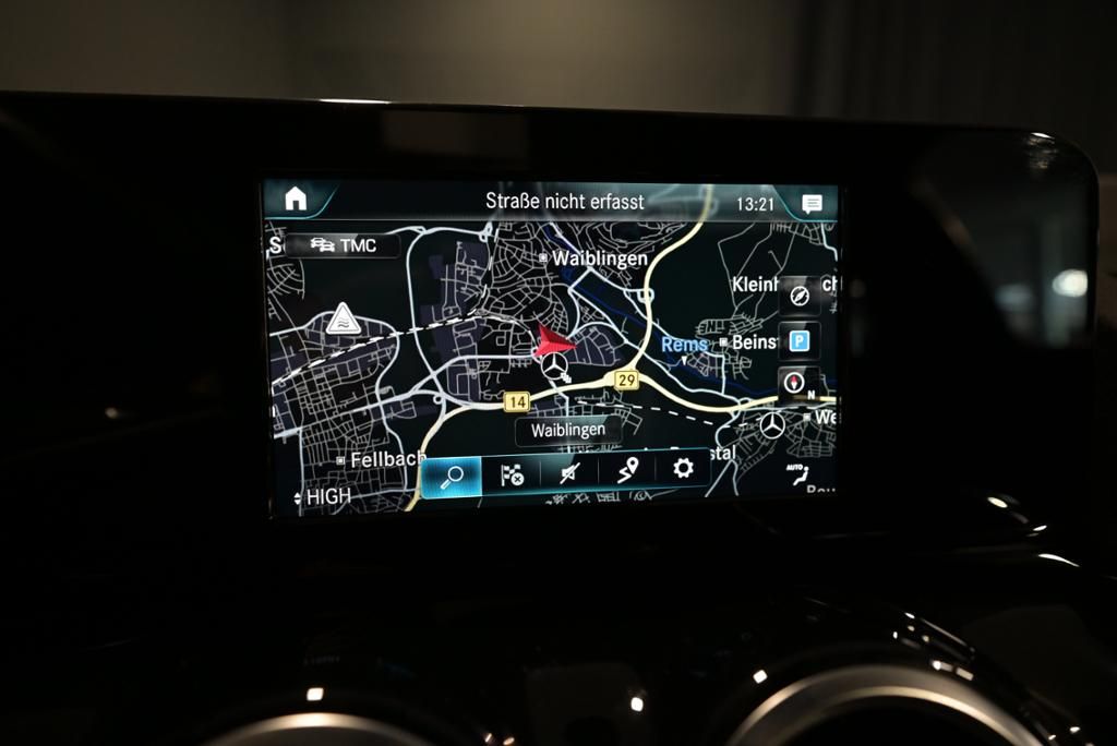 Mercedes-Benz GLA 200 2022