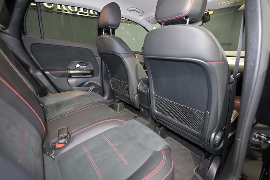 Mercedes-Benz GLA 200 2022