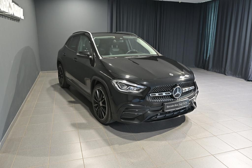 Mercedes-Benz GLA 200 2022