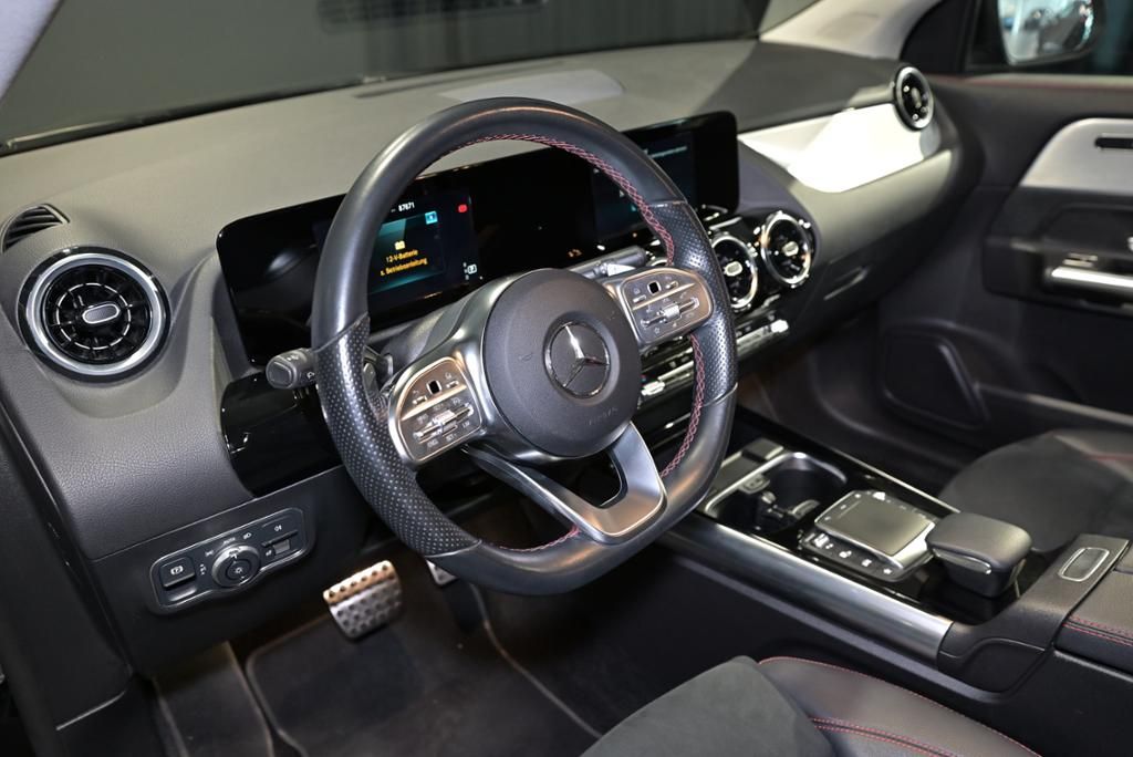 Mercedes-Benz GLA 200 2022