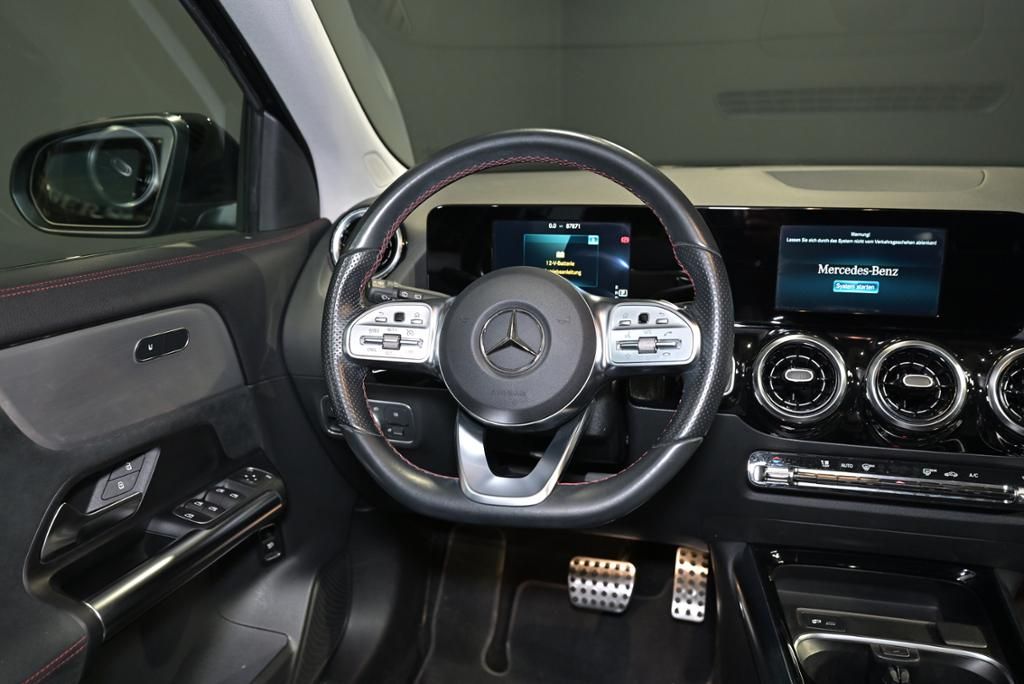 Mercedes-Benz GLA 200 2022