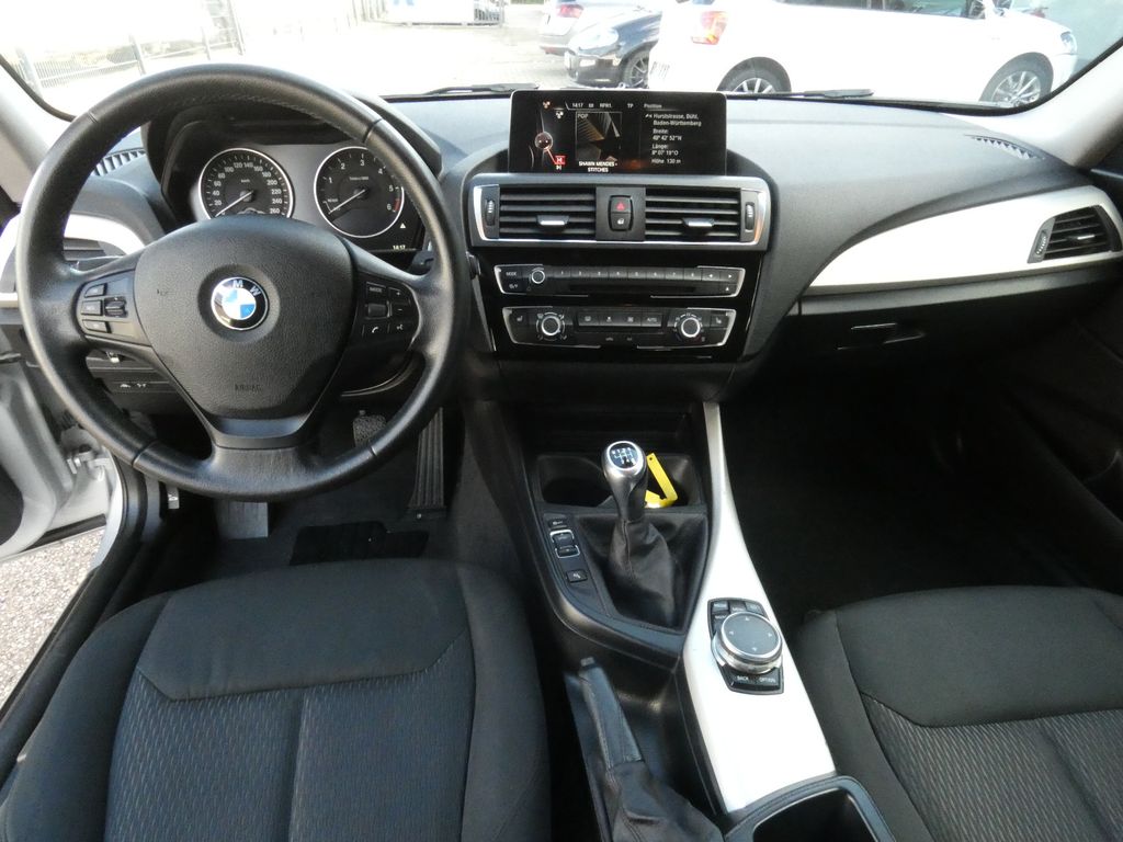 BMW 118 2016
