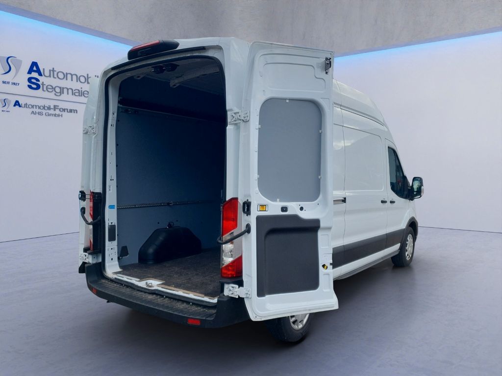 Ford Transit 2024