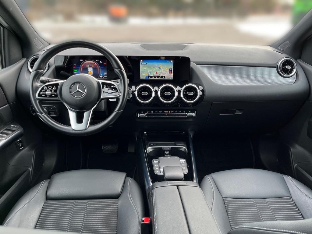 Mercedes-Benz B 250 2022