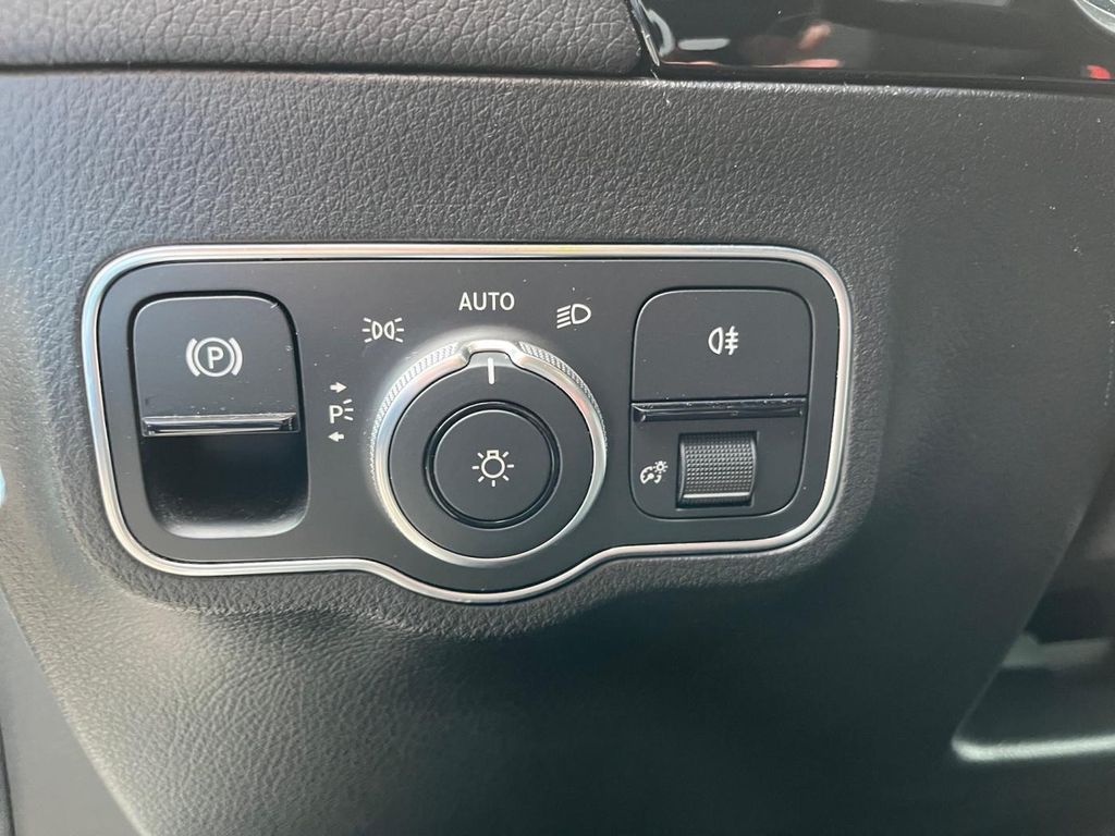 Mercedes-Benz B 250 2022