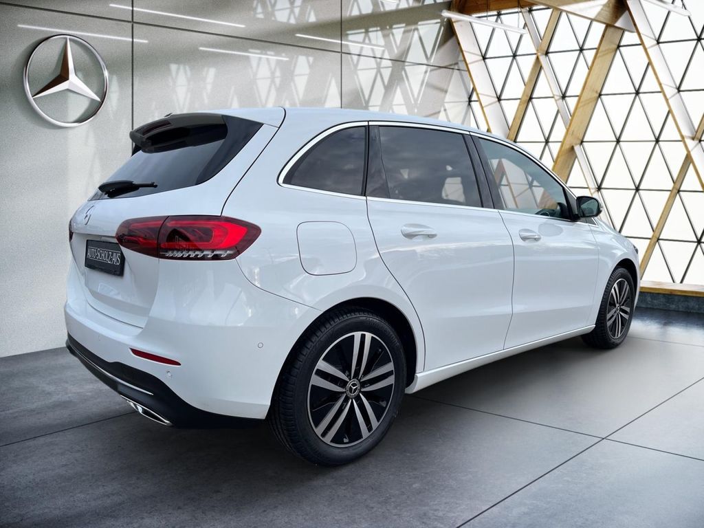 Mercedes-Benz B 250 2022