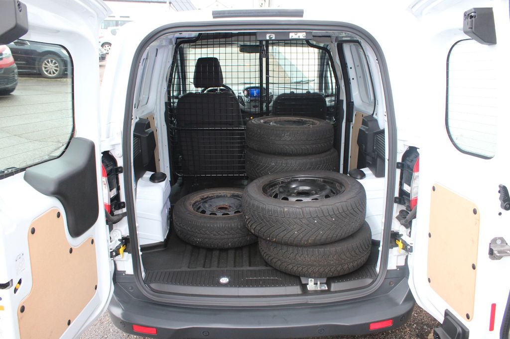 Ford Transit Courier 2021