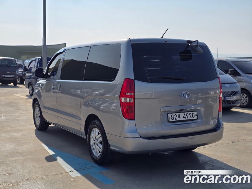Hyundai Starex 2020