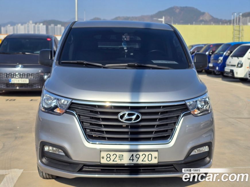 Hyundai Starex 2020