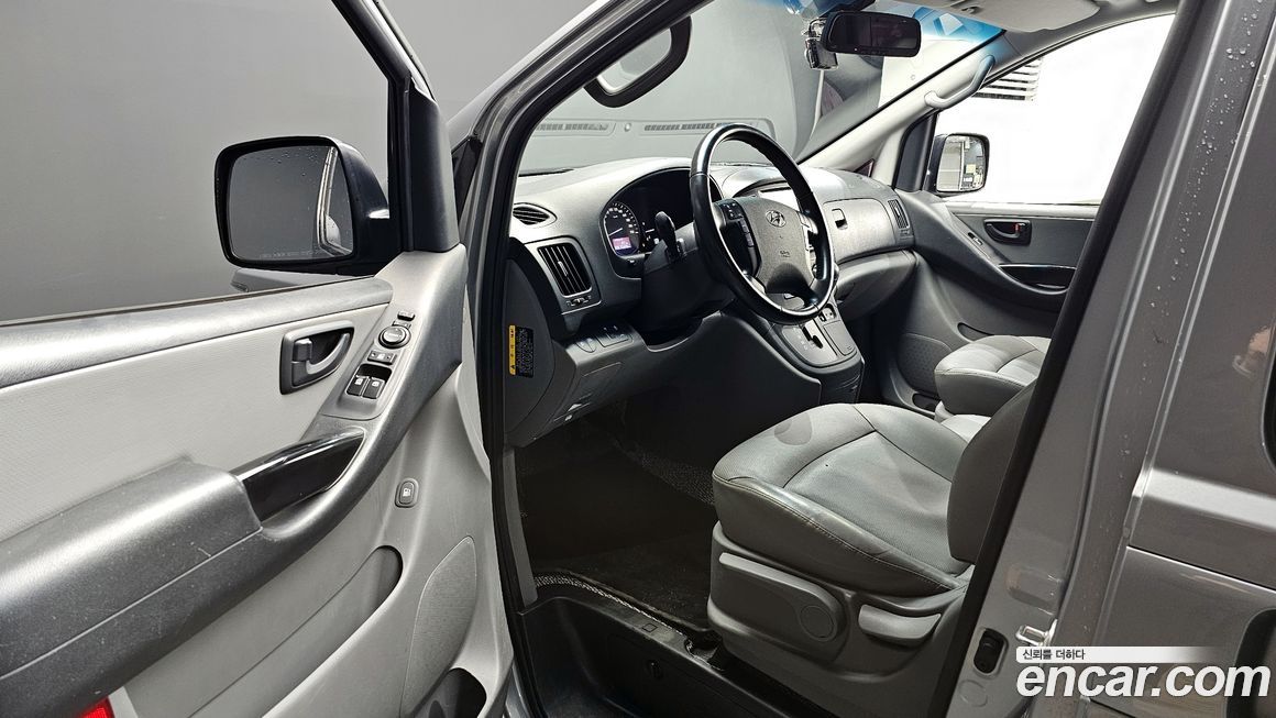 Hyundai Starex 2019