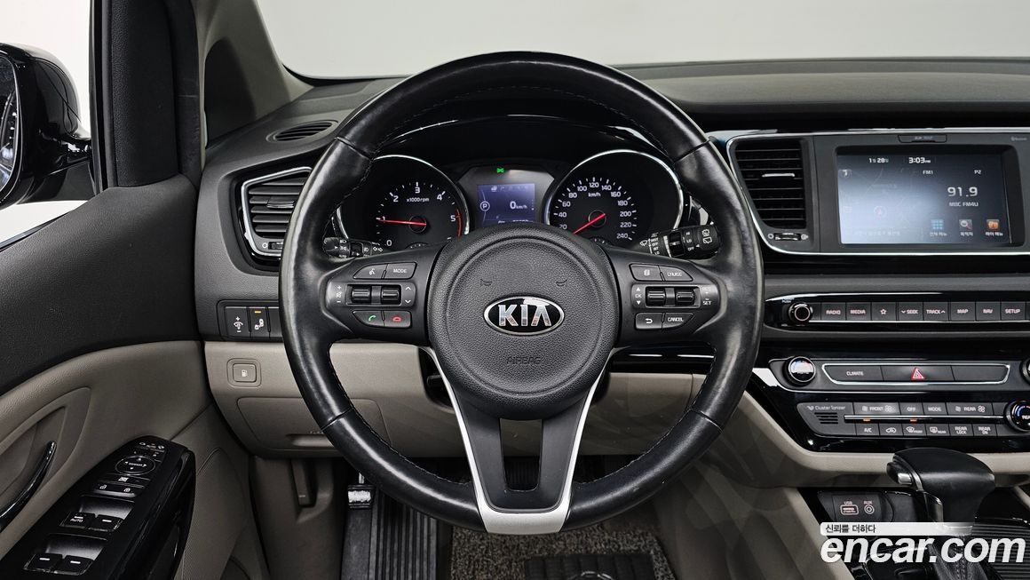 Kia Canival 2018