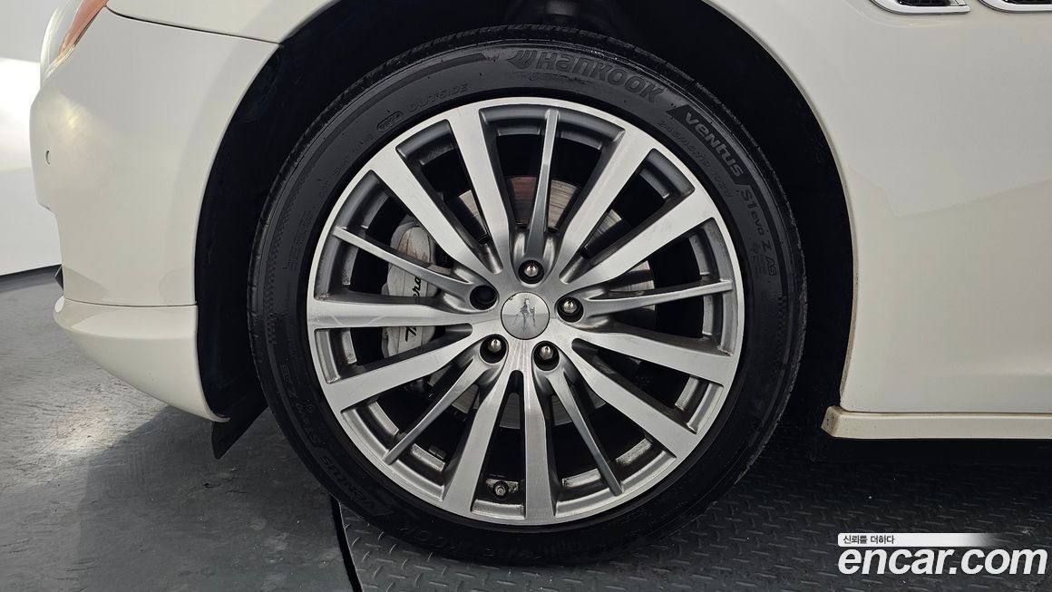 Maserati Quattroporte 2016