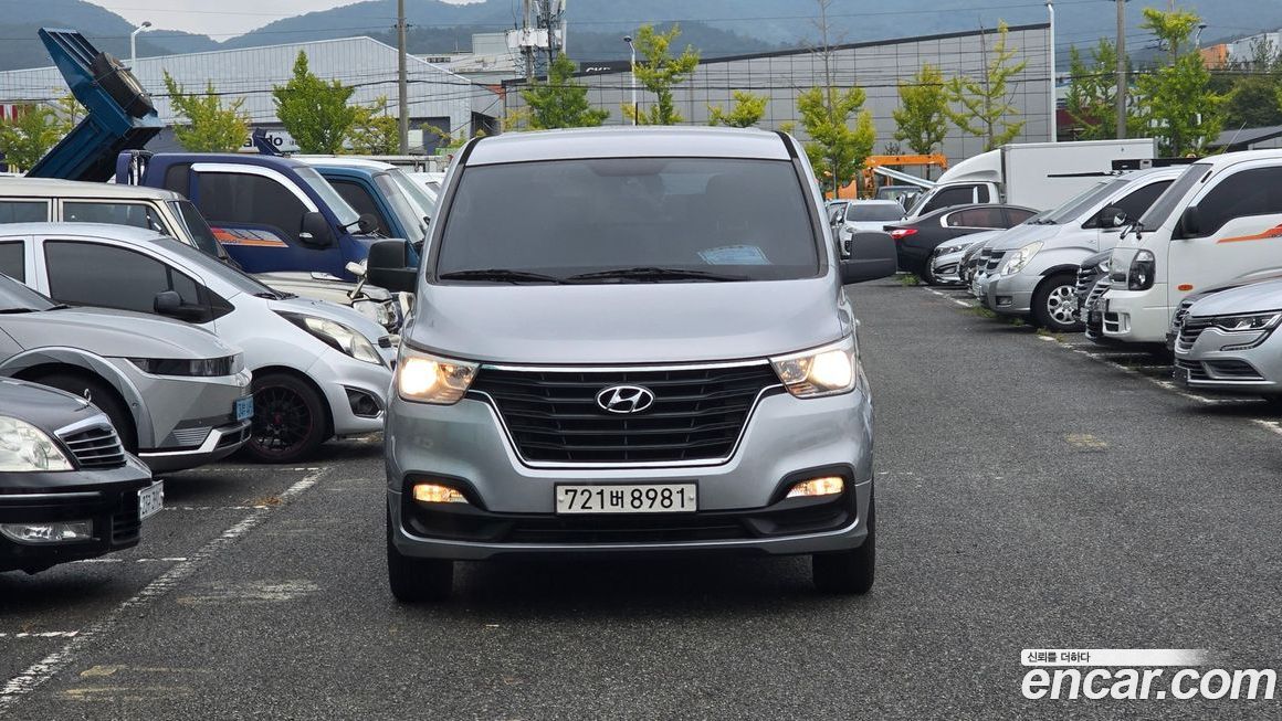 Hyundai Starex 2019