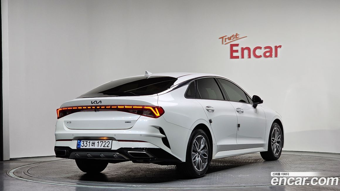 Kia K5 2023