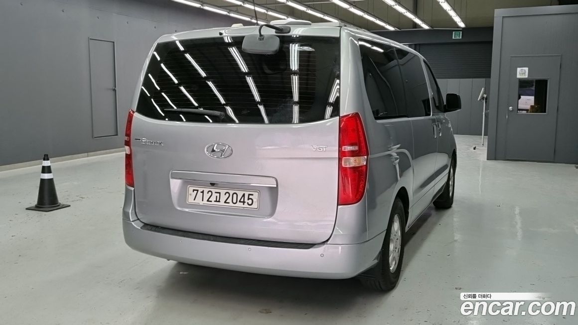 Hyundai Starex 2018