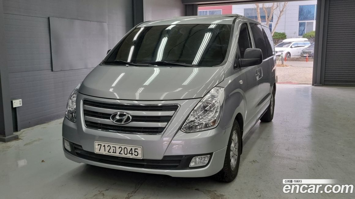 Hyundai Starex 2018