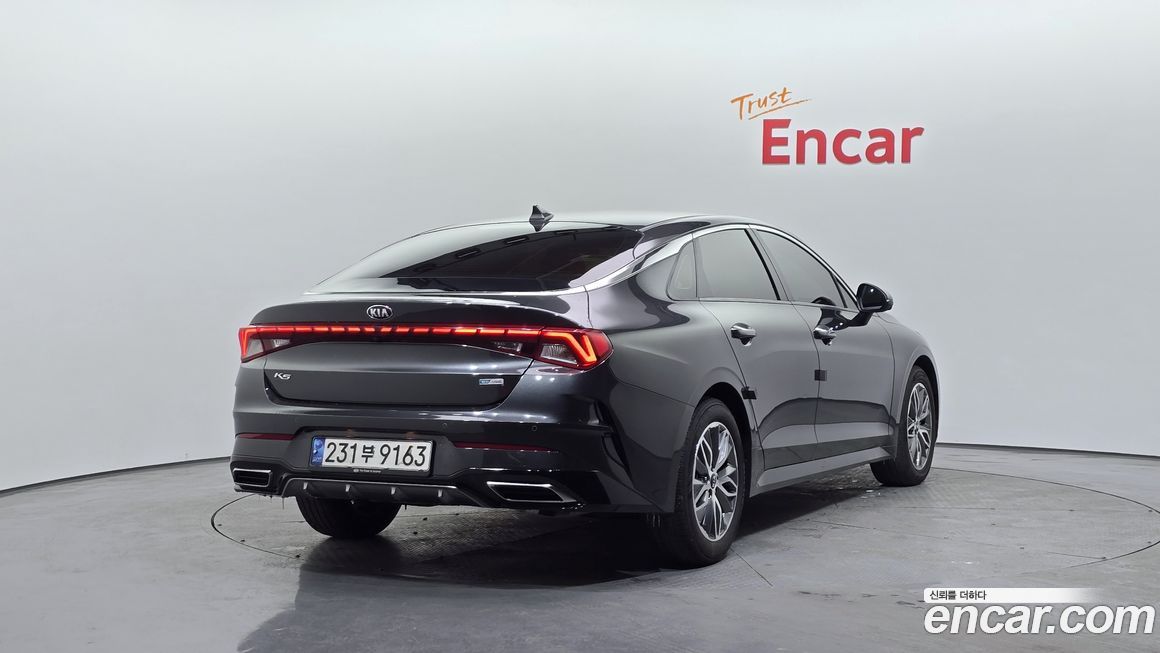 Kia K5 2021