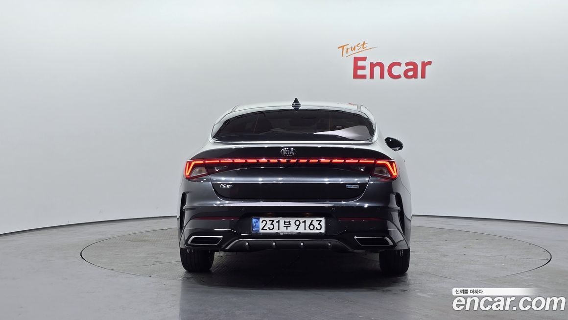 Kia K5 2021