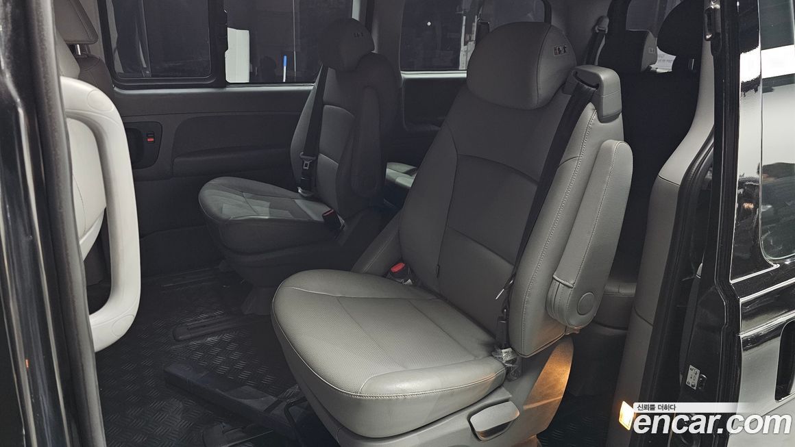 Hyundai Starex 2020