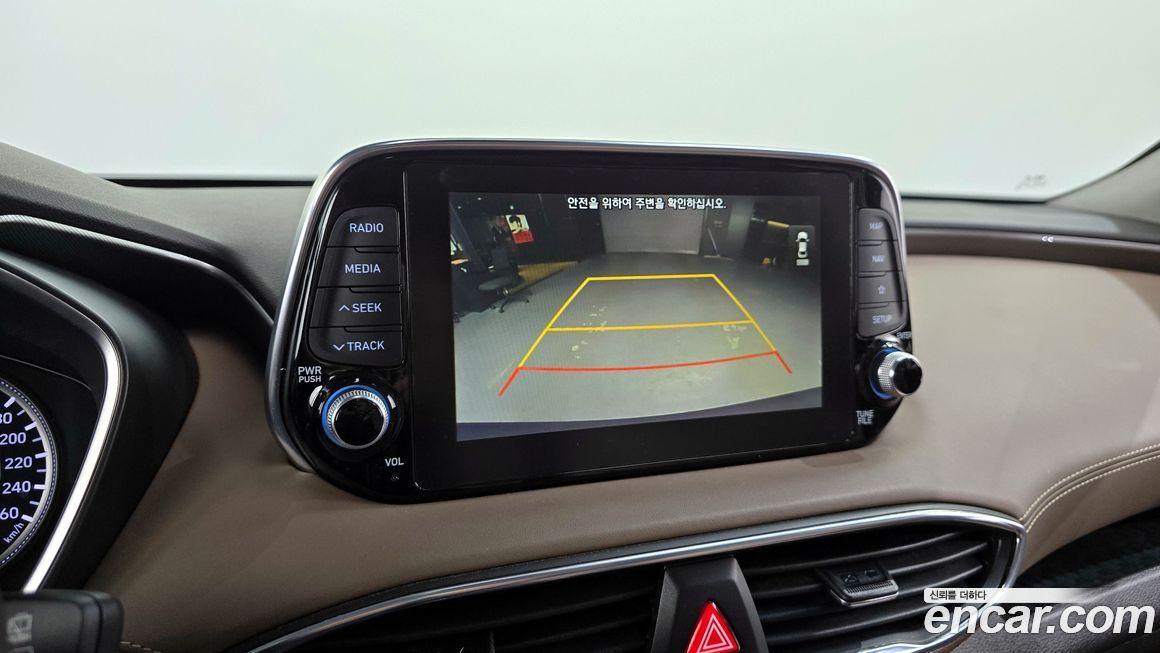 Hyundai Santafe 2020