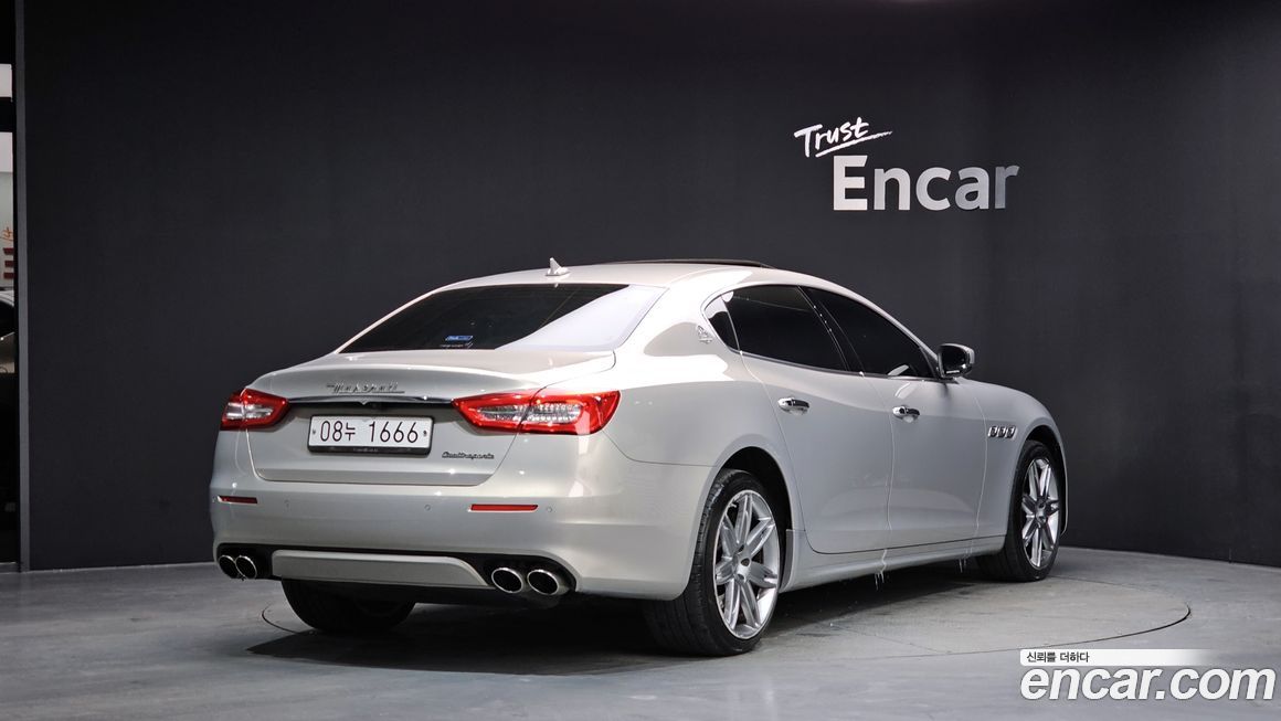 Maserati Quattroporte 2017