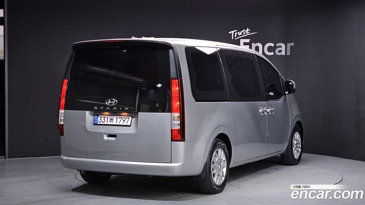 Hyundai Staria 2023