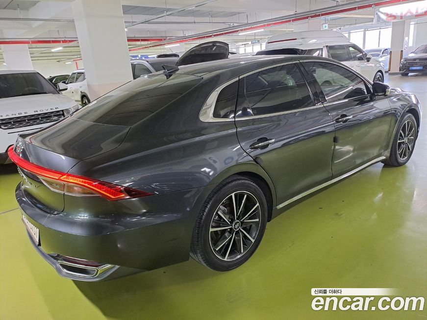 Hyundai Grandeur 2022