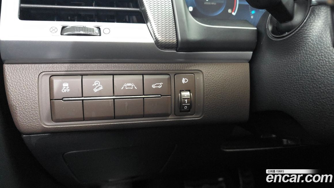 KG_Mobility_Ssangyong Rexton 2022