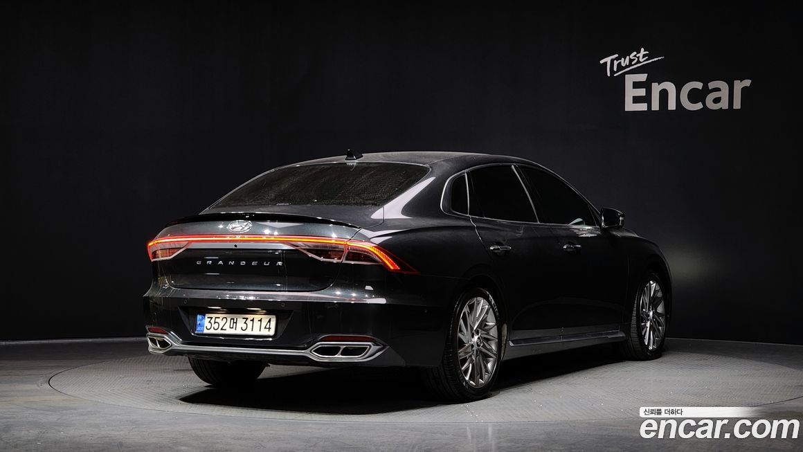 Hyundai Grandeur 2022