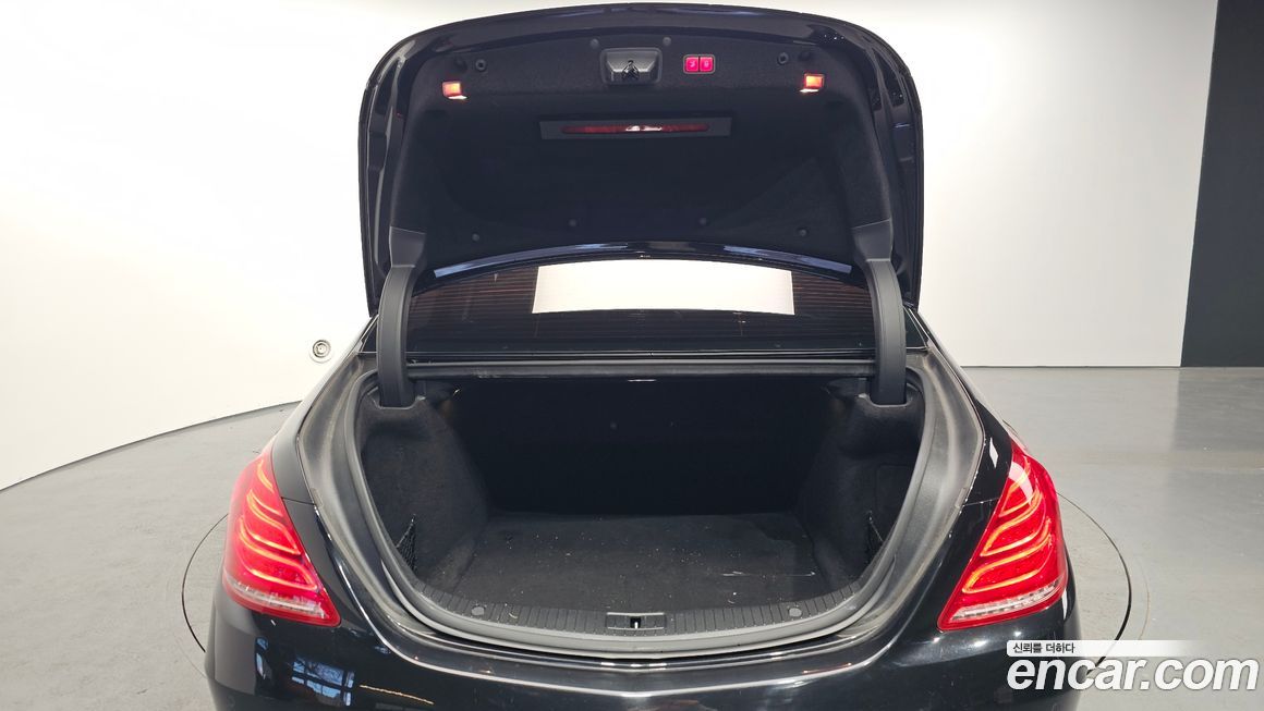 Mercedes-Benz S-Class 2015