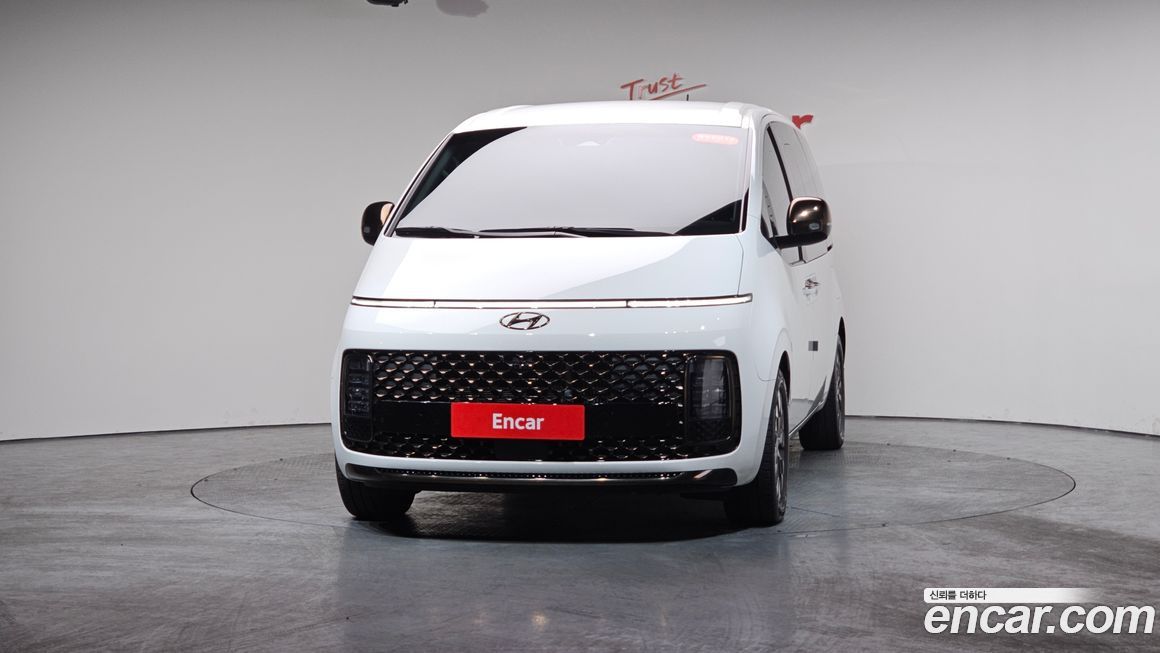 Hyundai Staria 2022