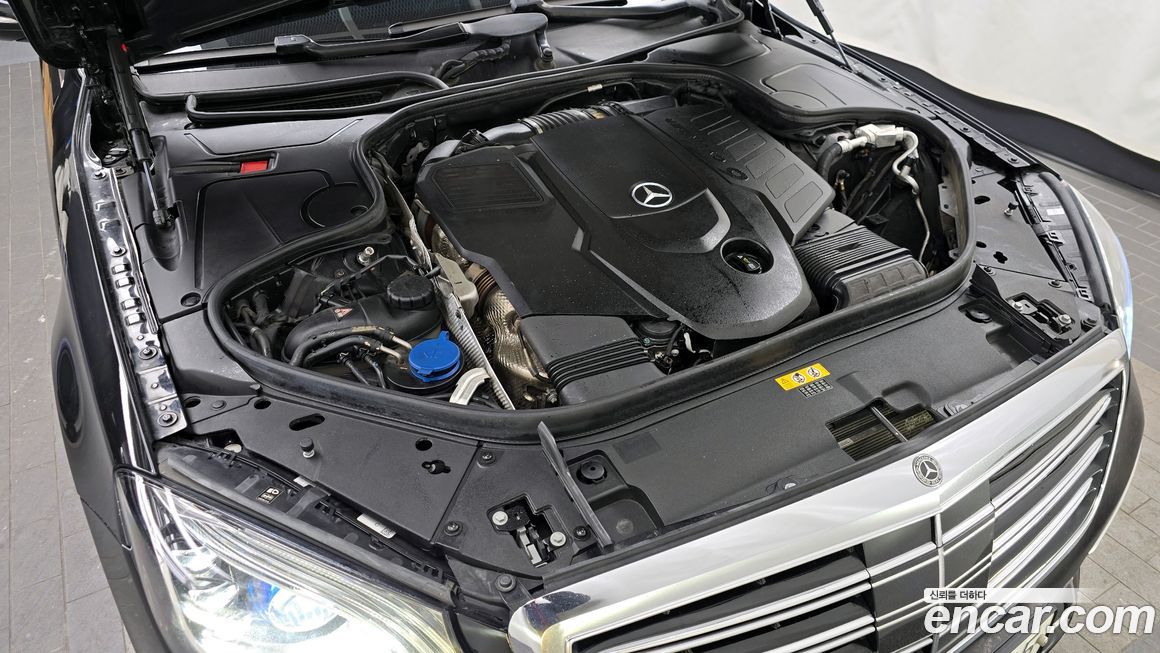 Mercedes-Benz S-Class 2019