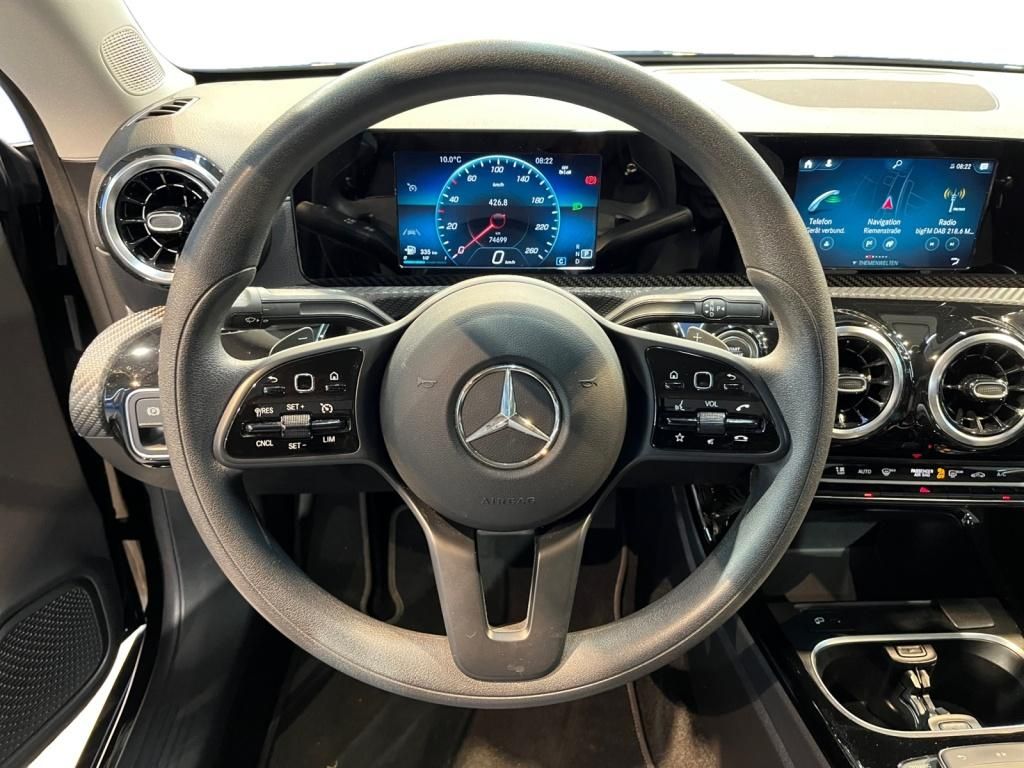 Mercedes-Benz CLA 180 2022