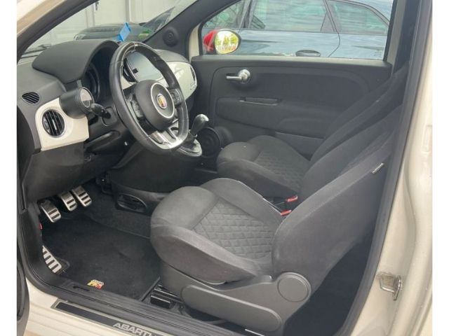 Abarth 595C 2021