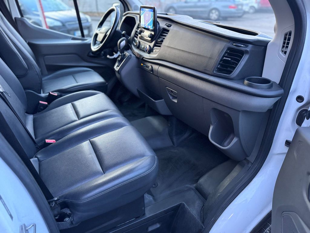 Ford Transit 2021
