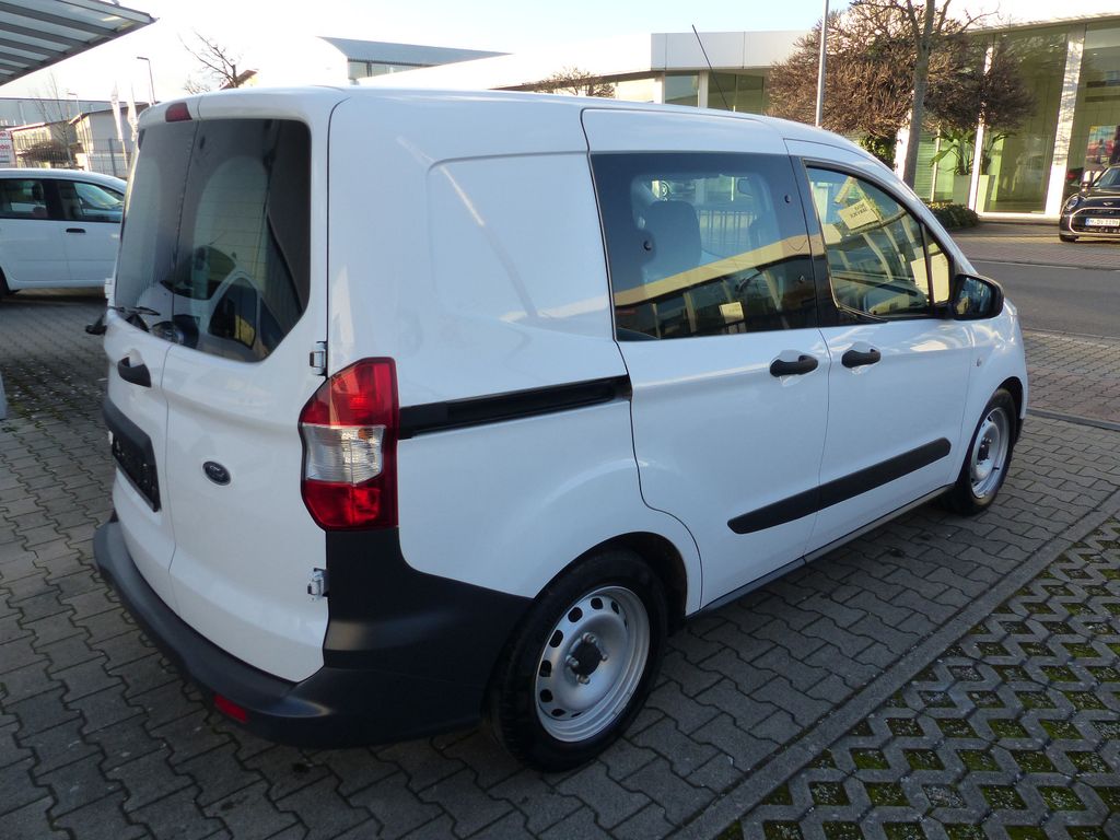 Ford Transit Courier 2020