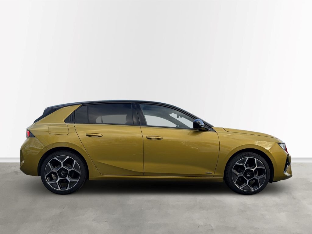 Opel Astra 2022