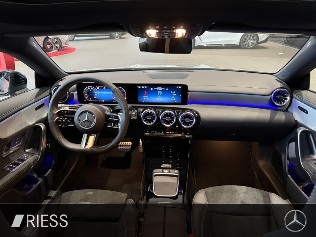 Mercedes-Benz CLA 200 2026