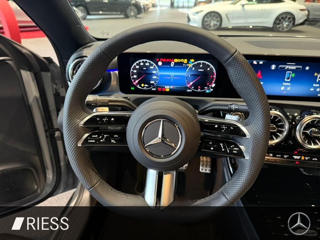 Mercedes-Benz CLA 200 2026